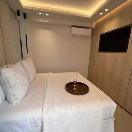Апартаменти Suite Pbella Deluxe Old Town Marbella *